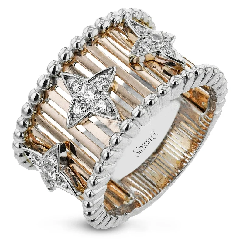 Fashion Ring In 18k Gold With Diamonds