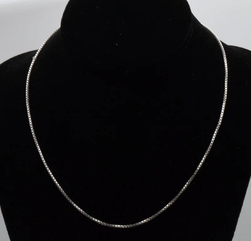 bohemian necklaces for women -Vintage Italian Sterling Silver Box Link Chain Necklace - 18.25"