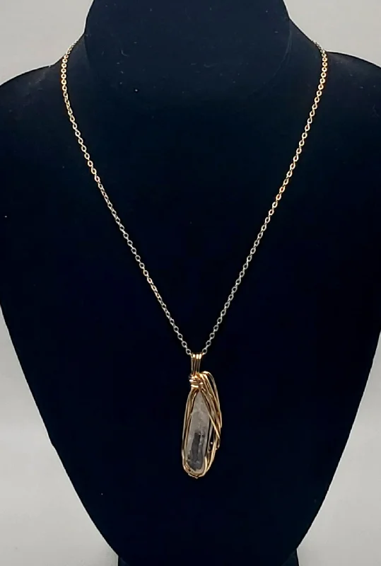 modern necklaces for women -Vintage Wire Wrapped Quartz Crystal Point Pendant on Chain Necklace