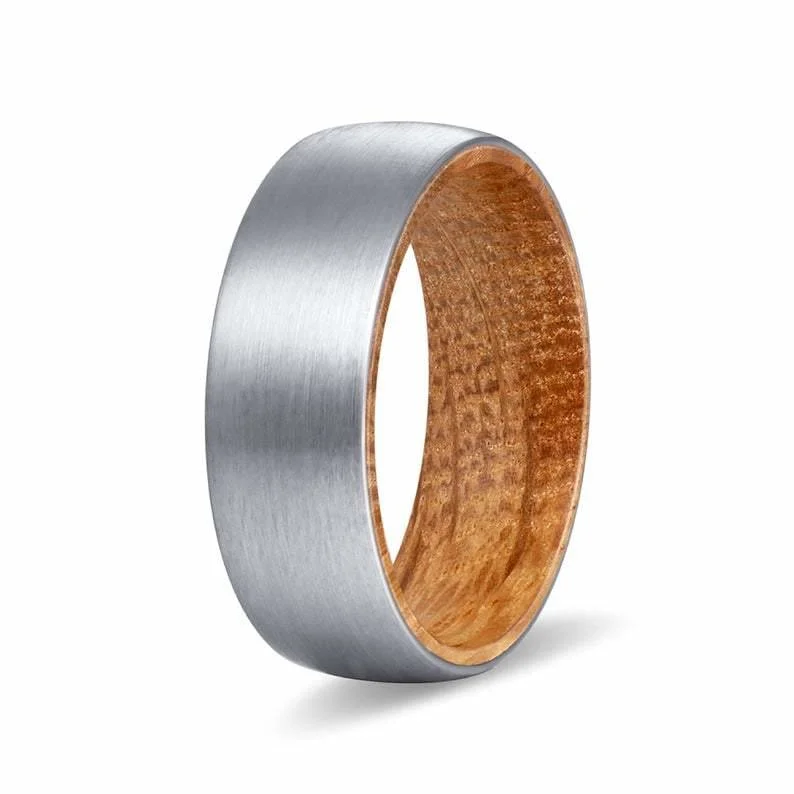 KANELO Rounded Men's Tungsten Carbide Ring Brushed w/ Whiskey Barrel Sleeve 8mm