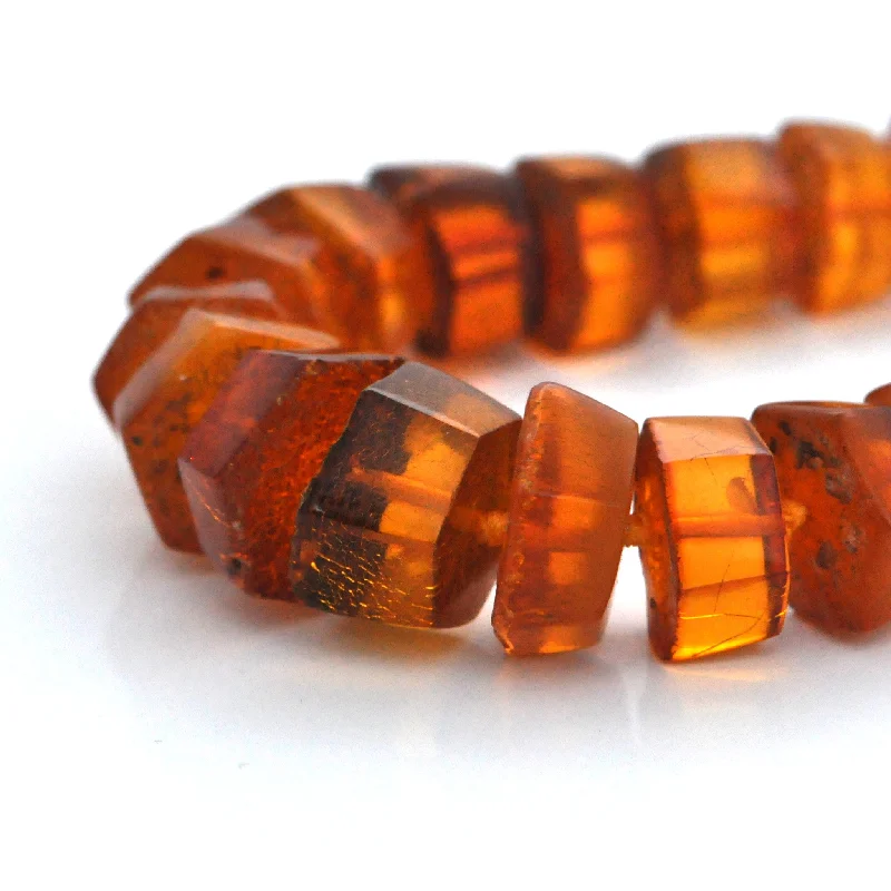 vintage necklaces for women -Vintage Graduated Hexagonal Baltic Amber