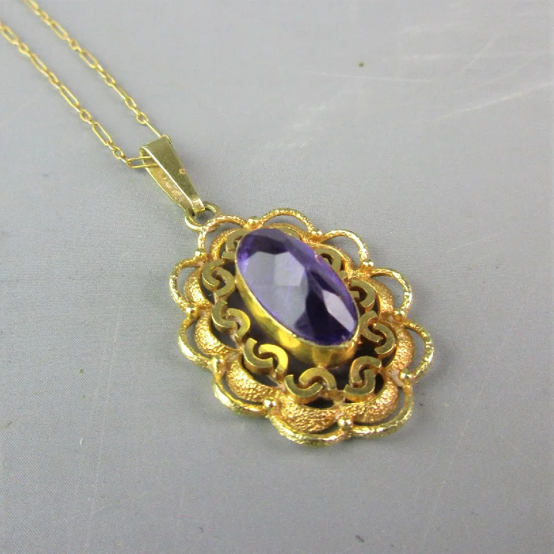 elegant pendant necklaces for women -9K Gold Amethyst Stone Floral Pendant Necklace Vintage c1980