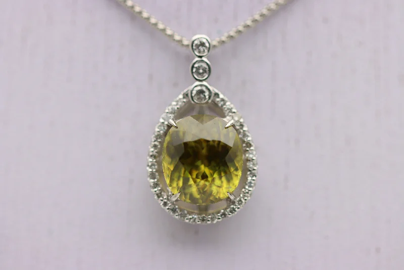 pendant necklaces for women -8.61 Carat Gem Sphene Diamond Platinum Pendant