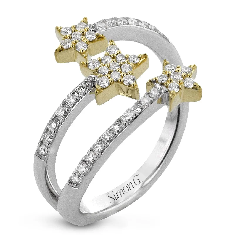 Star Fashion Ring In 18k Gold With Diamonds