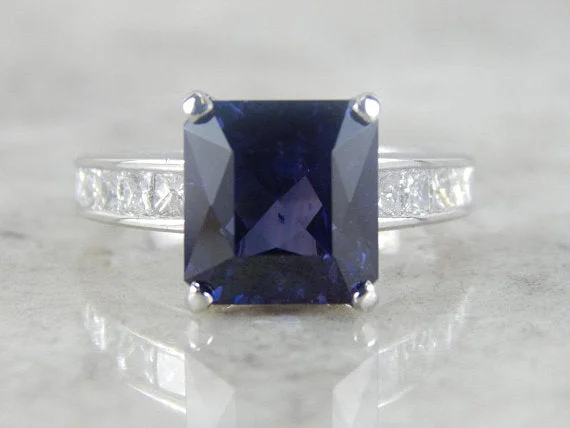 Indigo Sapphire from Sri Lanka, Set in White Gold