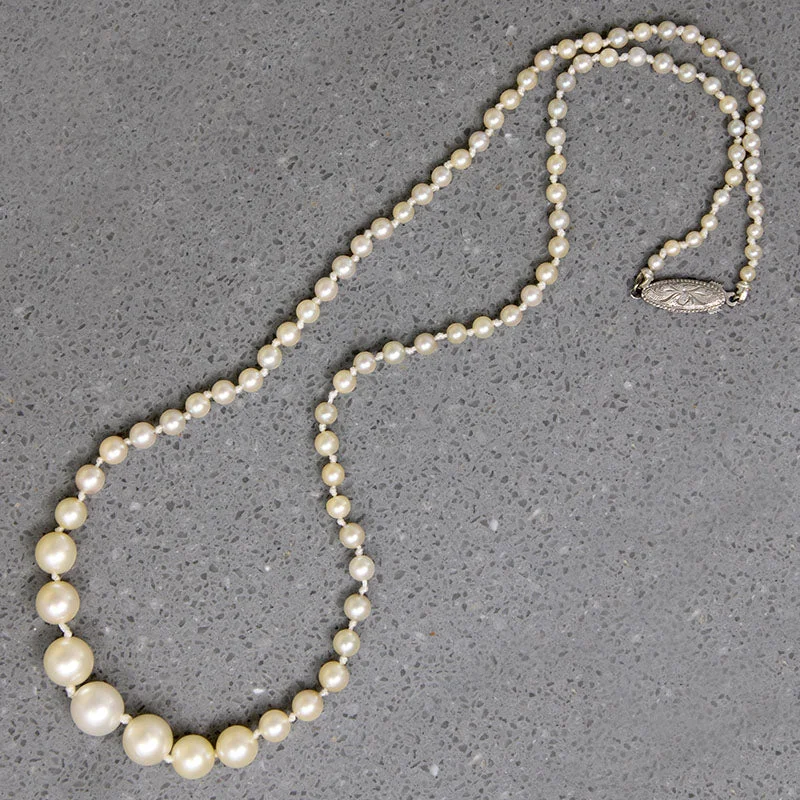 luxury necklaces for women -Delicate Princess Length Pearl Necklace