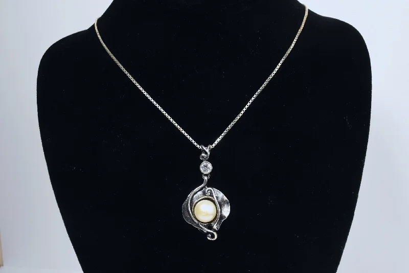 diamond heart necklaces for women -Sterling Silver Pearl and Cubic Zirconia Pendant on Sterling Silver Box Link Chain - 24"