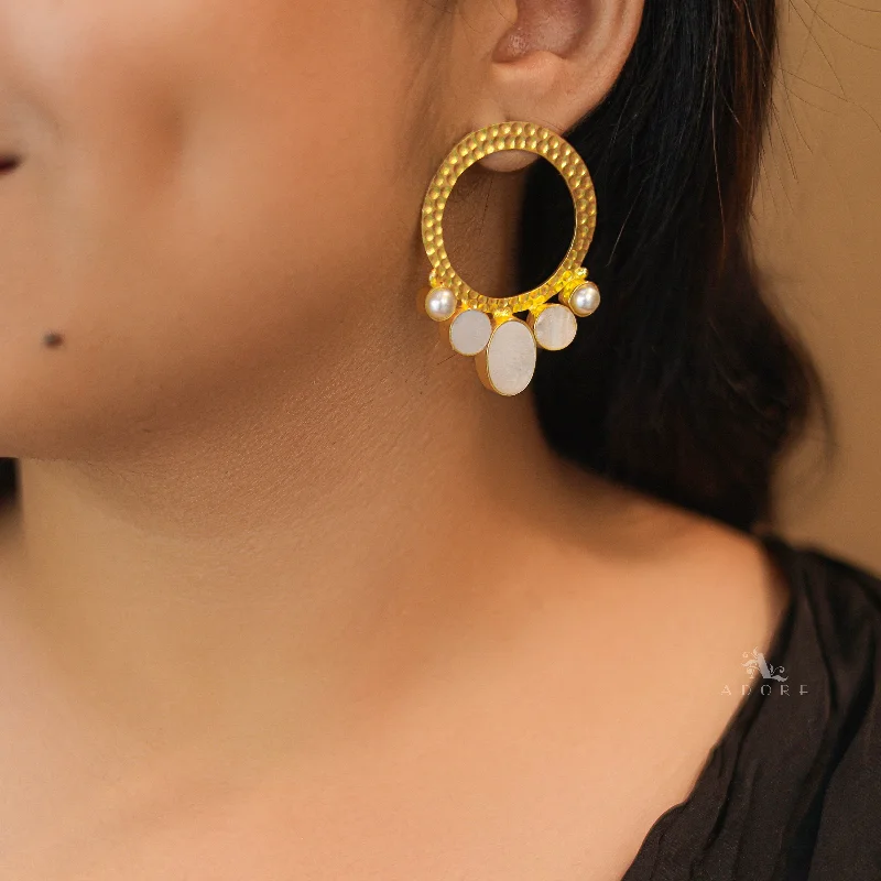 intricate earrings for women -Golden Circle And Tri Glossy Dual Pearl Earring