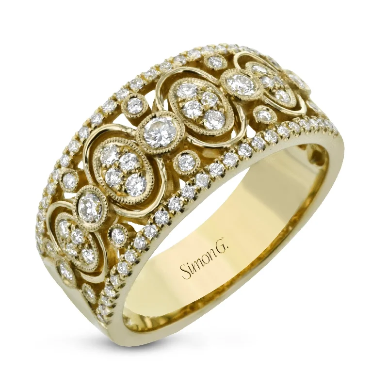 Harmonie Fashion Ring In 18k Gold With Diamonds