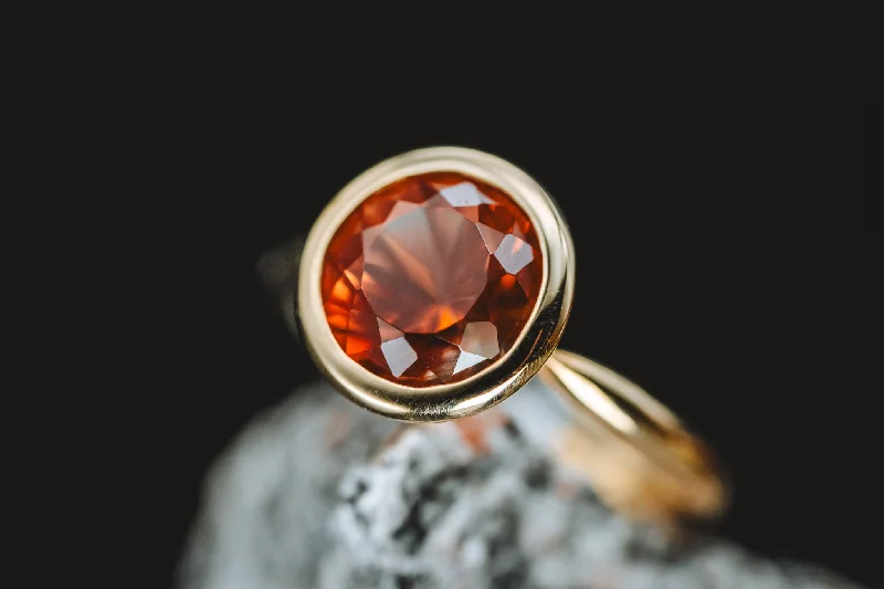 10k Yellow Gold Bezel Set Solitaire Oregon Sunstone Ring