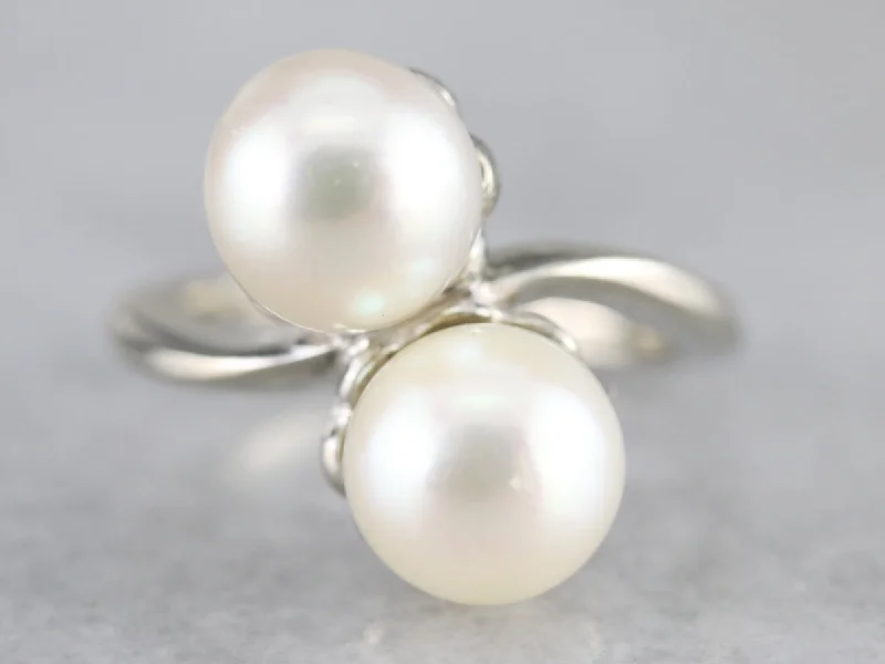 Pearl Bypass White Gold Ring