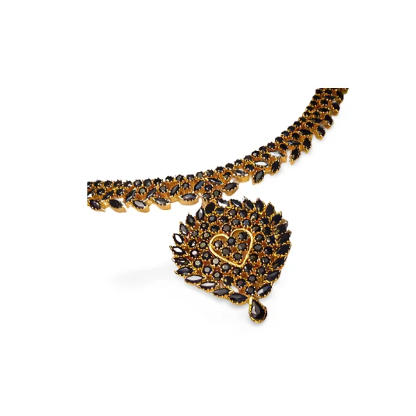 unique charm necklaces for women -Magnificent Estate 22K 24K Yellow Gold 60 Carat Sapphire Heart Necklace